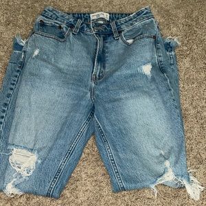 Light wash Abercrombie jeans!